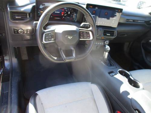 2024 Ford Mustang — image 4