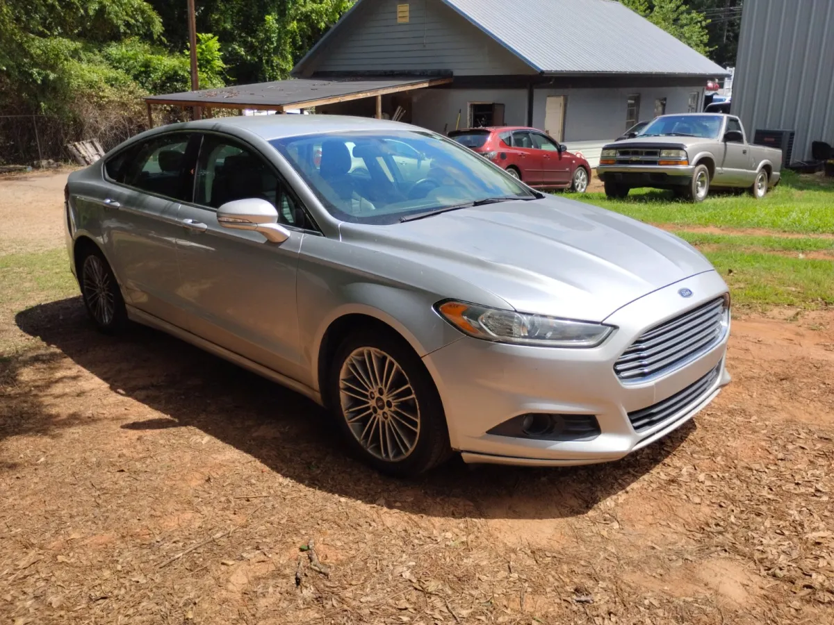 2014 Ford Fusion — image 2