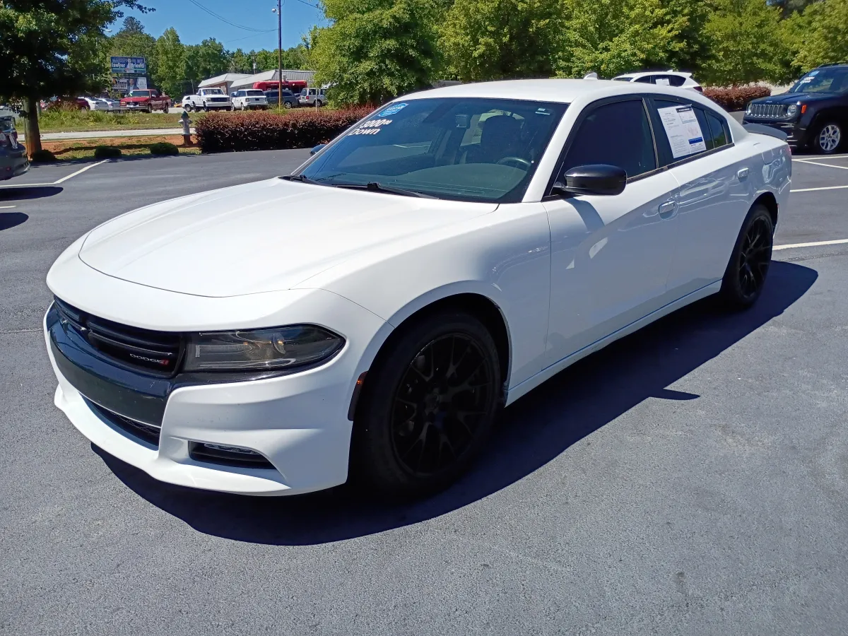 2017 Dodge Charger — image 2