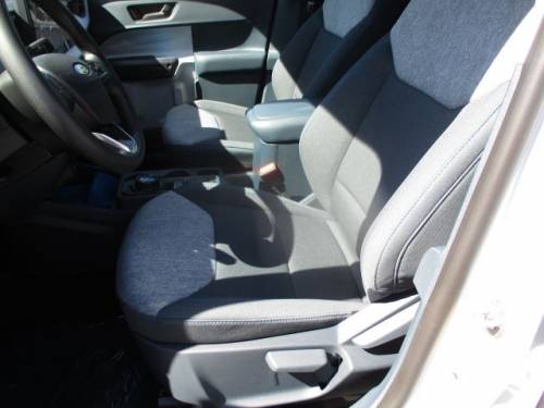 2025 Ford Maverick — image 8