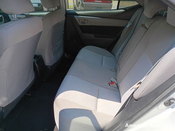 2016 Toyota Corolla — image 5