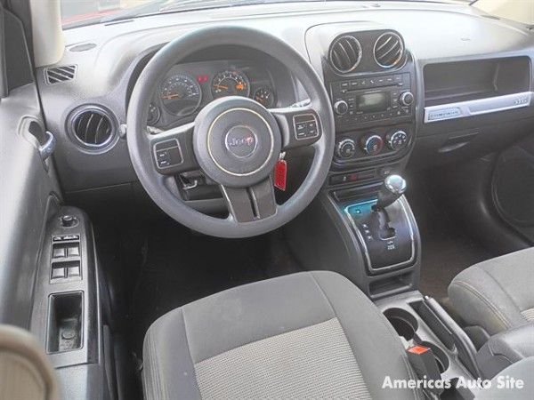 2017 Jeep Compass — image 5