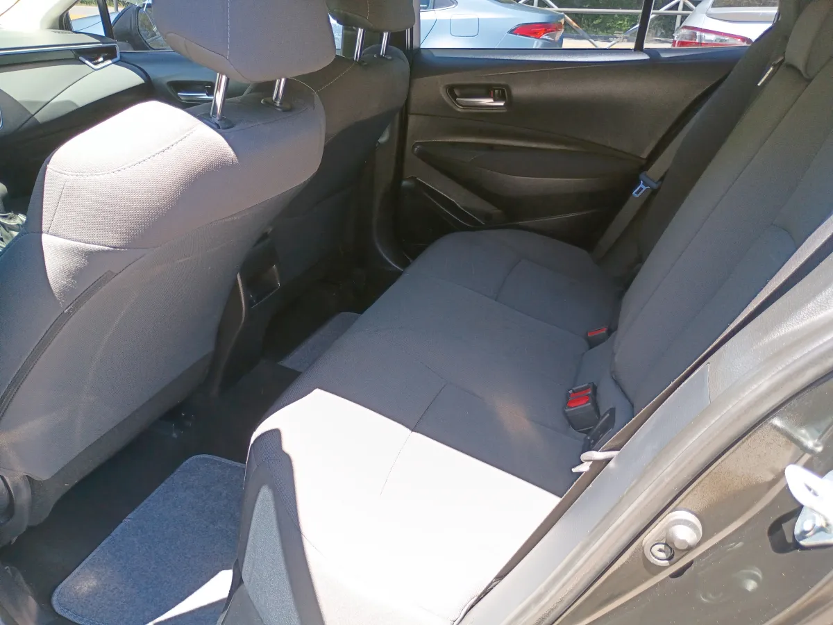 2021 Toyota Corolla — image 5