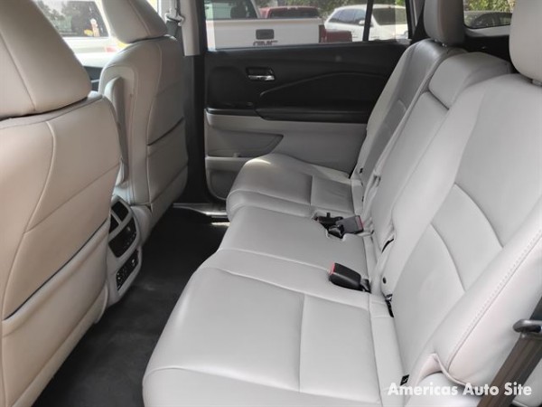2016 Honda Pilot — image 6