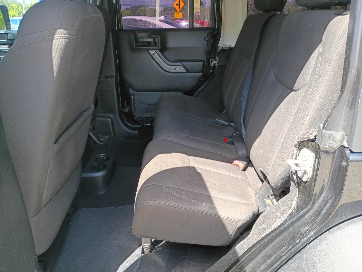 2016 Jeep Wrangler — image 7