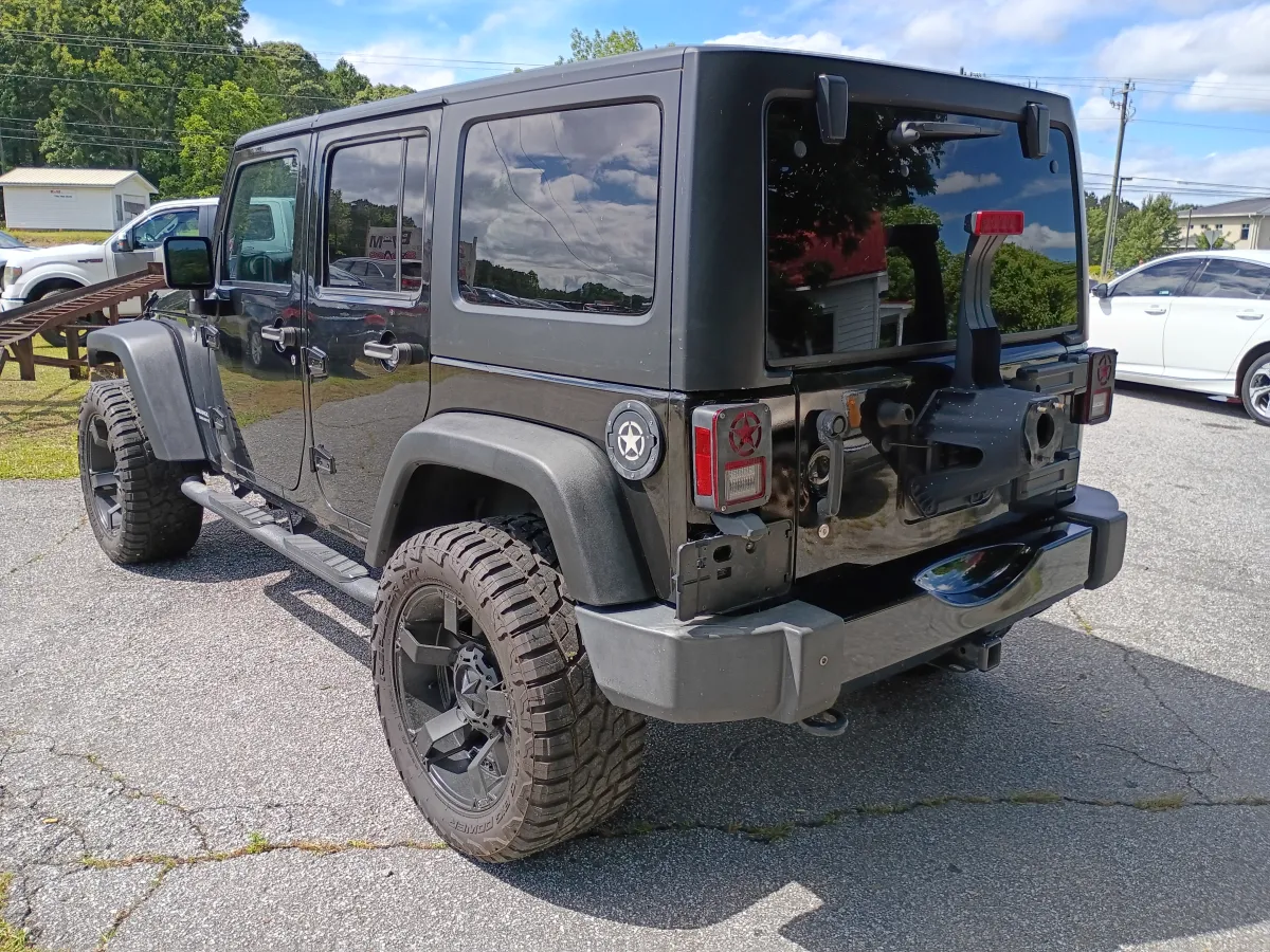 2016 Jeep Wrangler — image 3