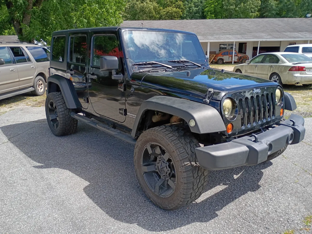 2016 Jeep Wrangler — image 2