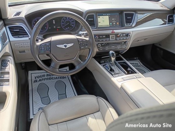 2016 Hyundai Genesis — image 4