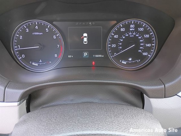 2016 Hyundai Genesis — image 7