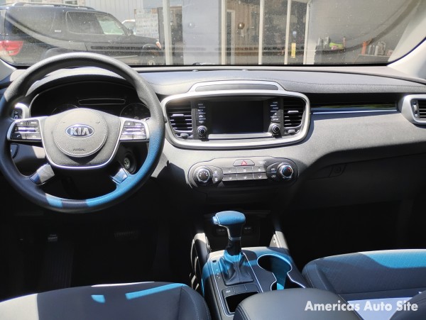 2019 Kia Sorento — image 4