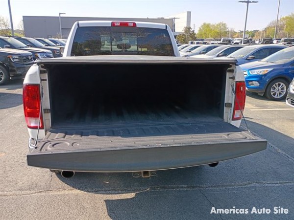 2016 Dodge 1500 — image 4