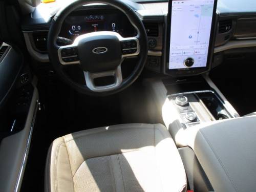 2023 Ford Expedition — image 6