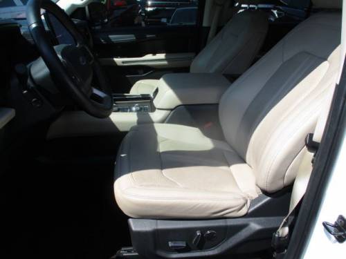 2023 Ford Expedition — image 9