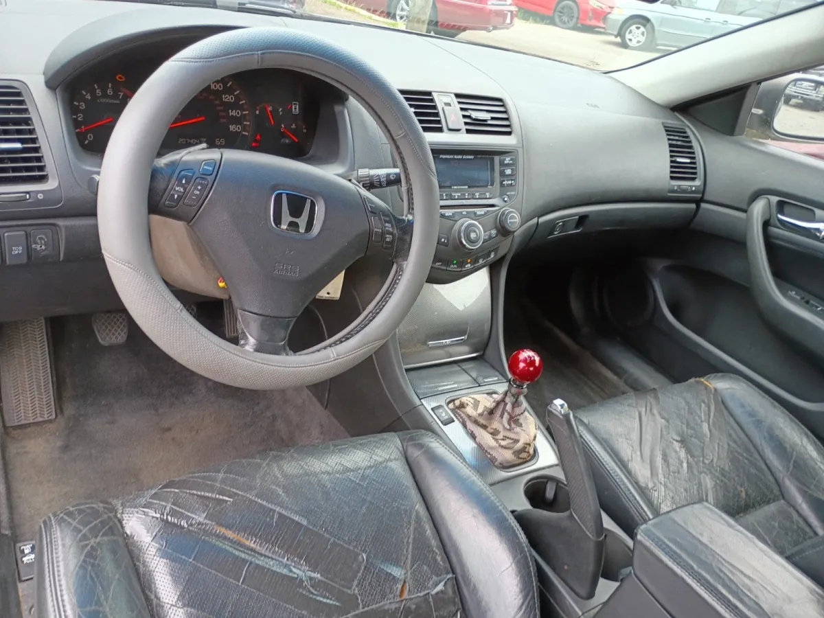 2005 Honda Accord — image 4