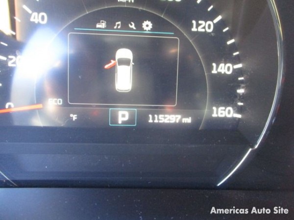 2016 Kia Sorento — image 7