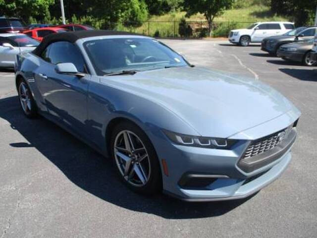 2024 Ford Mustang — image 2