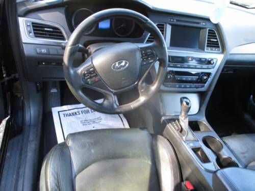 2017 Hyundai Sonata — image 4