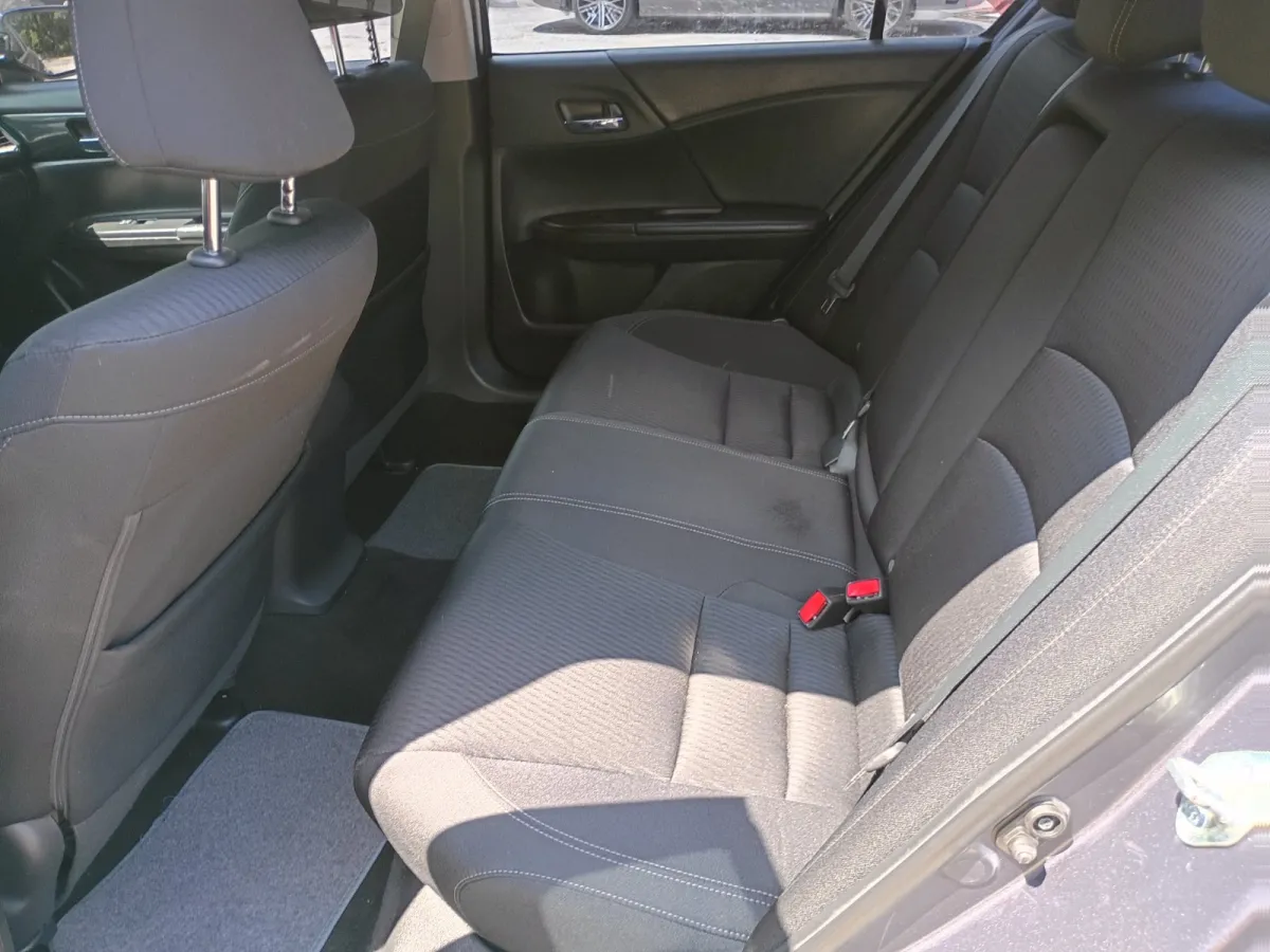 2015 Honda Accord — image 5