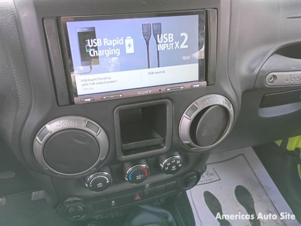 2012 Jeep Wrangler — image 8