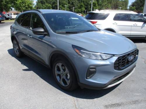2025 Ford Escape — image 2