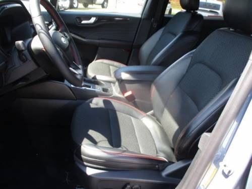 2025 Ford Escape — image 8