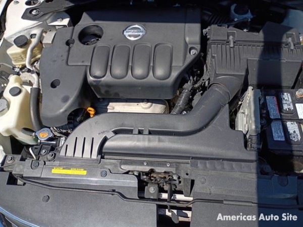 2012 Nissan Altima — image 10