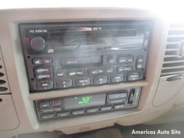 2003 Ford F150 — image 8