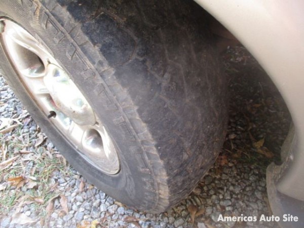 2003 Ford F150 — image 9