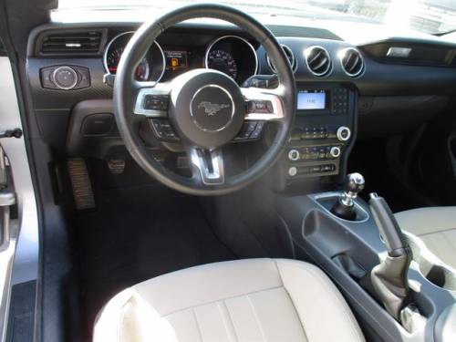 2022 Ford Mustang — image 4