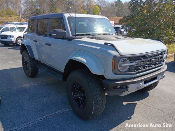 2024 Ford Bronco — image 2