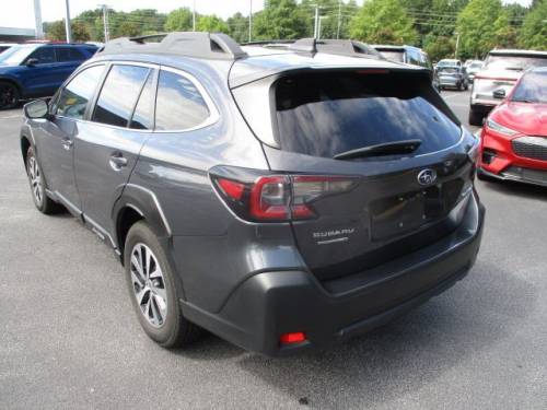 2024 Subaru Outback — image 3