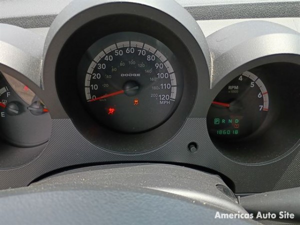 2011 Dodge Nitro — image 8