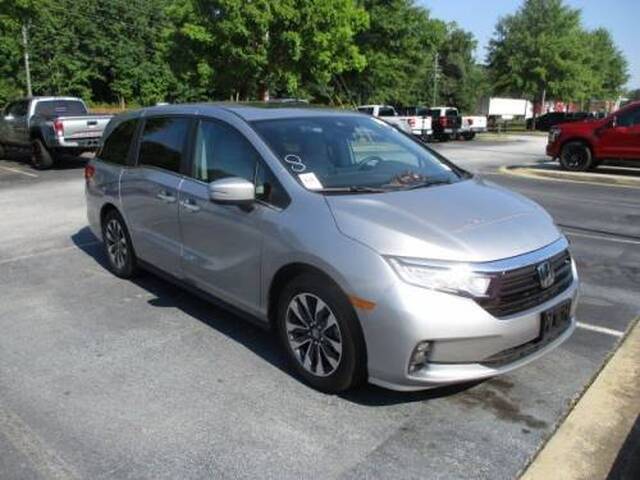 2022 Honda Odyssey — image 2