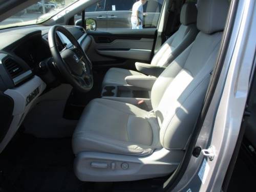 2022 Honda Odyssey — image 6