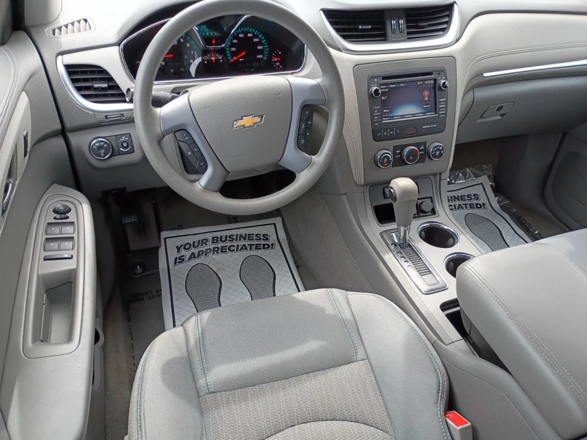 2017 Chevrolet Traverse — image 5