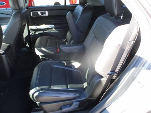 2024 Ford Explorer — image 7