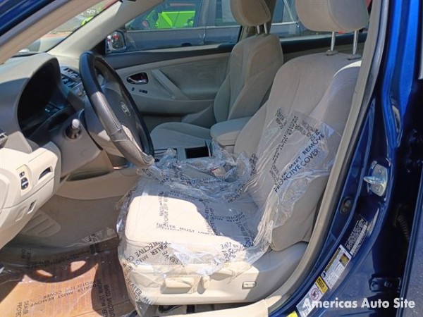 2011 Toyota Camry — image 6