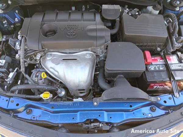 2011 Toyota Camry — image 10