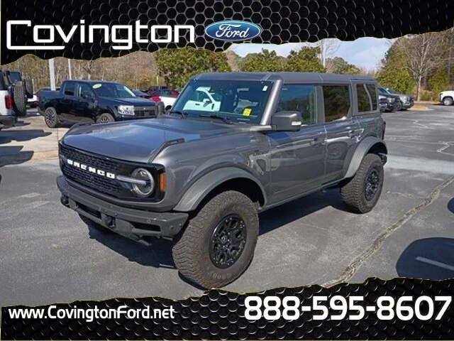 2022 Ford Bronco — image 1