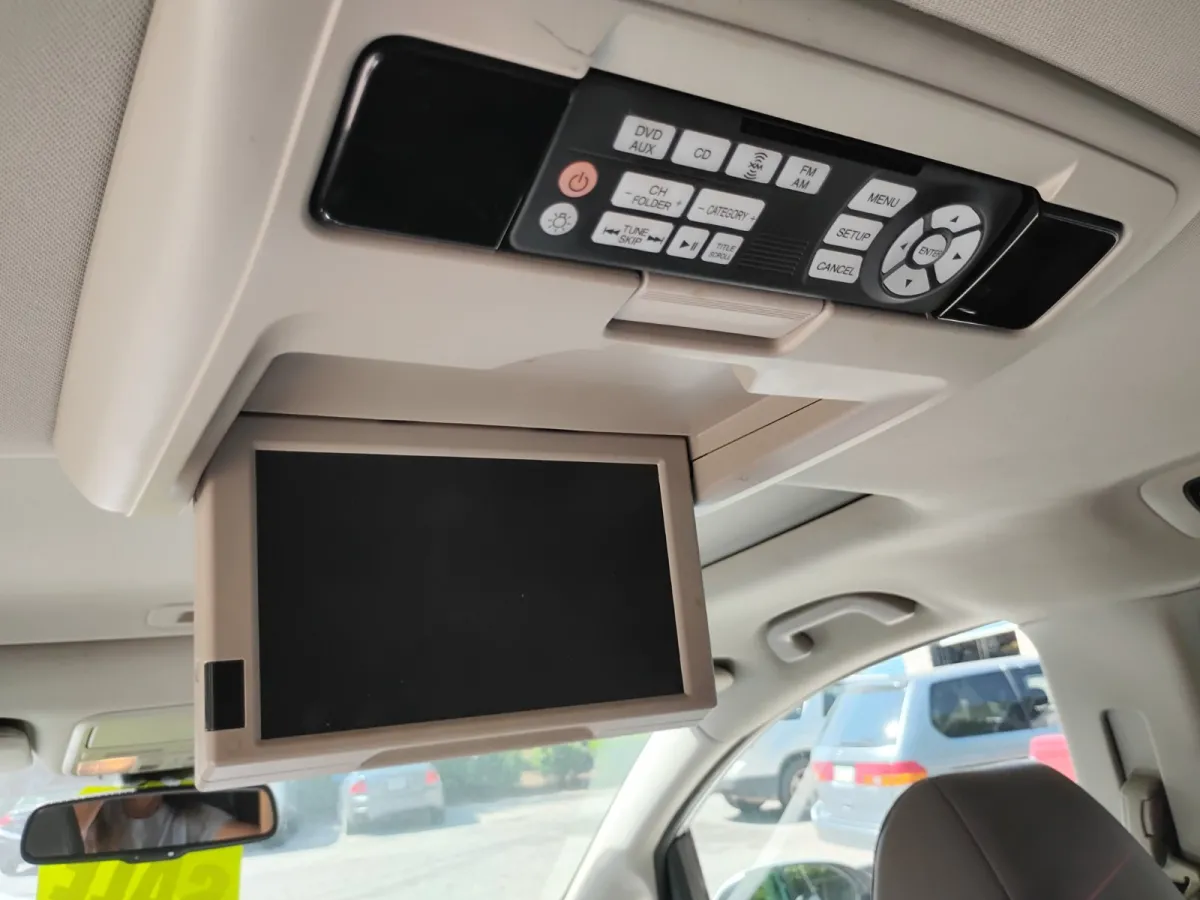 2014 Honda Odyssey — image 6