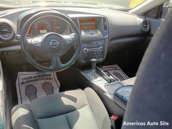 2014 Nissan Maxima — image 4