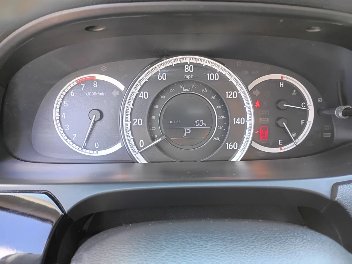 2017 Honda Accord — image 6