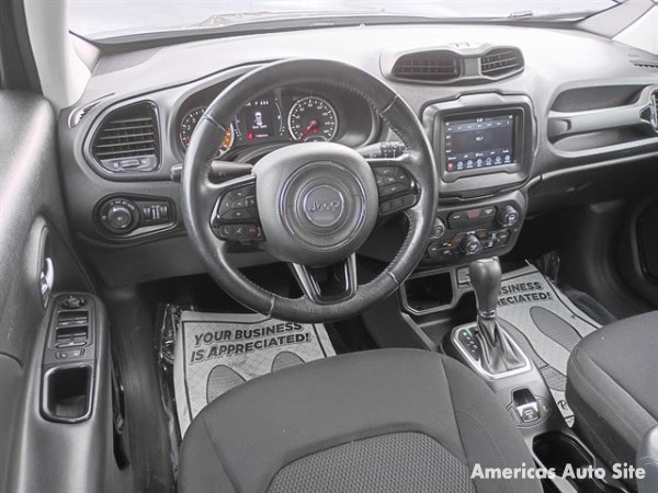 2019 Jeep Renegade — image 5