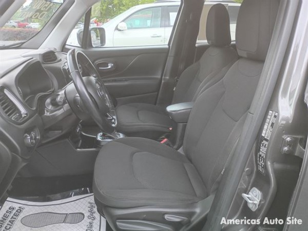 2019 Jeep Renegade — image 7