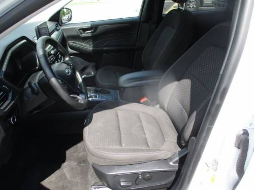 2024 Ford Escape — image 7