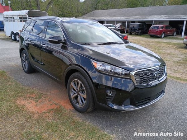 2019 Kia Sorento — image 2