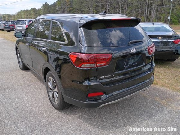 2019 Kia Sorento — image 3