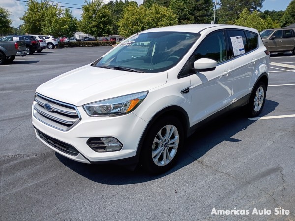 2017 Ford Escape — image 2