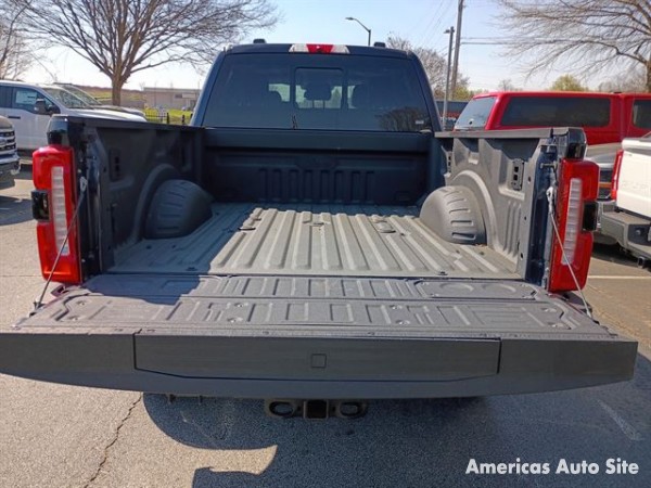 2024 Ford F250 — image 4