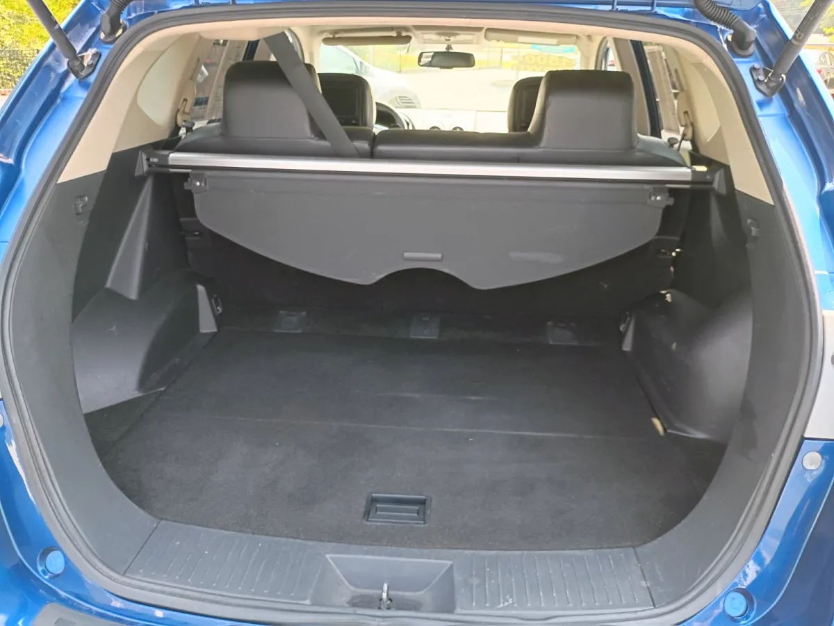 2011 Nissan Rogue — image 4